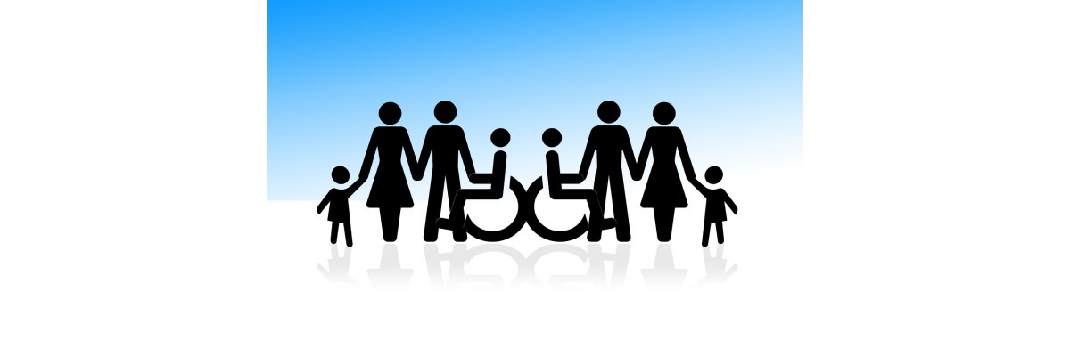Auf weißem Untergrund mit blauem Hintergrund stehen gespiegelt schwarz gemalte Männchen. Zwei Rollstuhlfahrer, zwei Personen in Hosen, zwei in Röcken und zwei Kinder, die sich an den Händen halten.